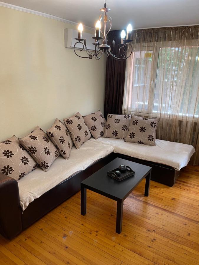 2 Bedroom Apartment City Blagoevgrad Buitenkant foto